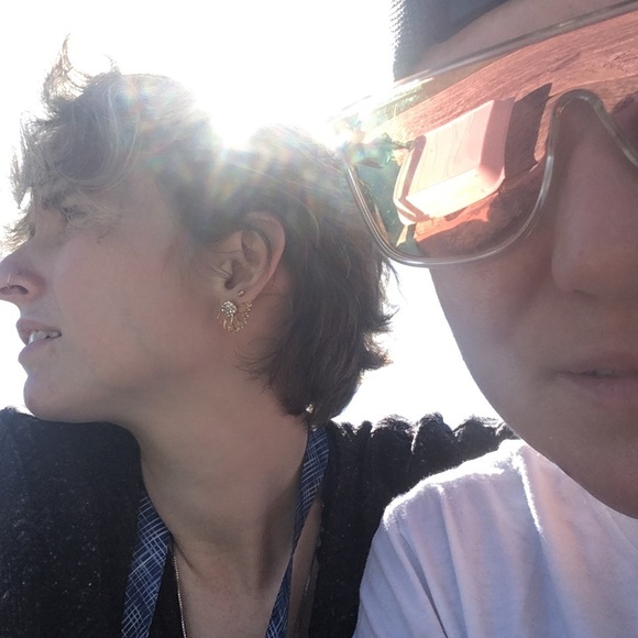 Meet your Posher, Liz and Laura - Picture 7 of 7